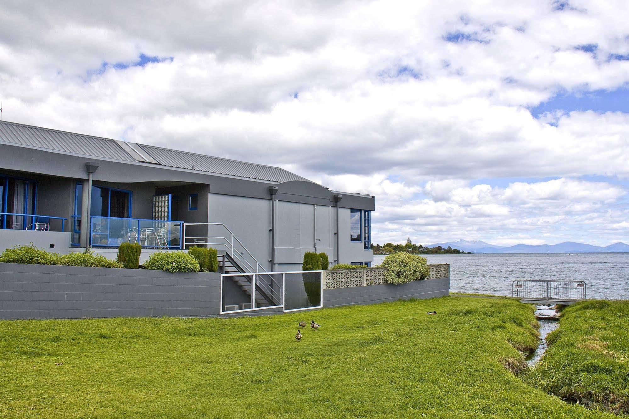 Clearwater Motor Lodge Lago Lago Taupo Exterior foto